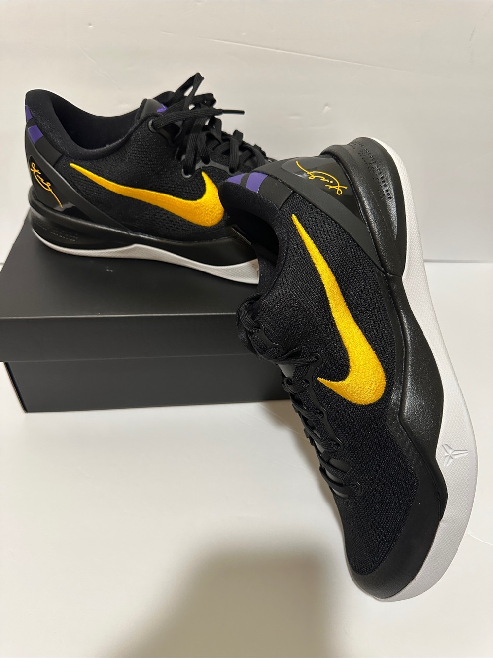 Kobe VIII Nike Men’s Low-Top Athletic Shoes in Black/Yellow with Purple Accent